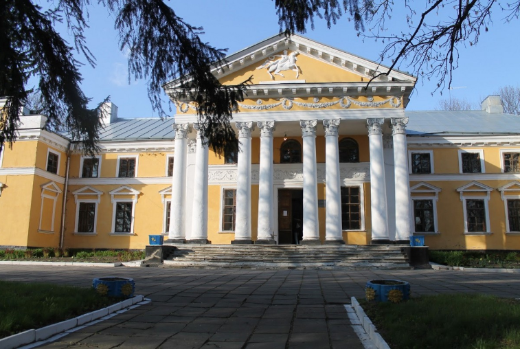 маєток
