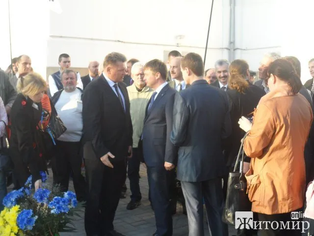 В Житомирі відкрили пам'ятник Омеляну Сенику і Миколі Сціборському (Фоторепортаж) — фото 5