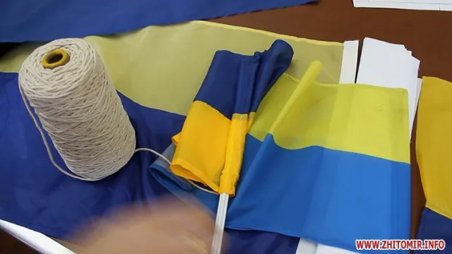 На фасаді будівлі у центрі Житомира, з'явиться рекордно великий прапор України (Фото) + (Відео) — фото 2