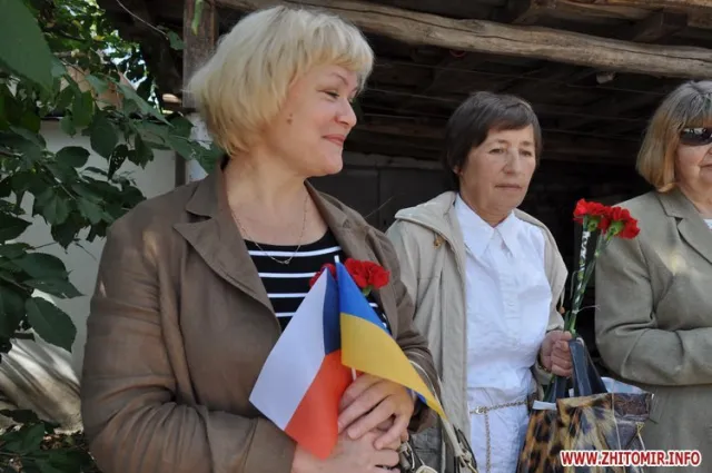 У Житомирі відкрили меморіальну дошку пам’яті чехів, розстріляних у 1938 році (Фоторепортаж) — фото 1