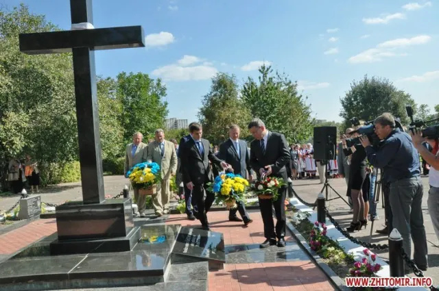 У Житомирі відкрили меморіальну дошку пам’яті чехів, розстріляних у 1938 році (Фоторепортаж) — фото 6