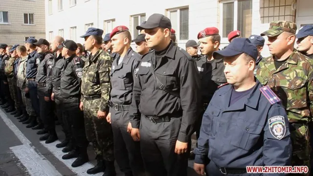 Житомирщина зустріла міліціонерів, які повернулися із зони АТО (Фото) + (Відео) — фото 4