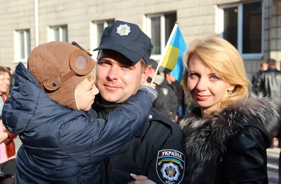 В УМВС зустріли героїв, які повернулися з буремного сходу України (Фоторепортаж) + (Відео) — фото 7