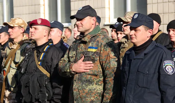 В УМВС зустріли героїв, які повернулися з буремного сходу України (Фоторепортаж) + (Відео) — фото 8