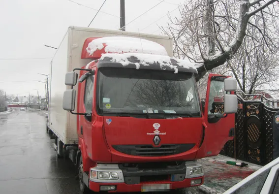 Правоохоронці затримали тріо кваліфікованих автомобільних злодіїв (Фото) — фото 1