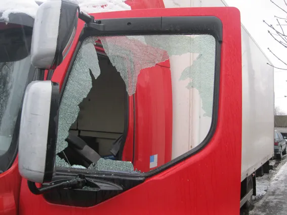 Правоохоронці затримали тріо кваліфікованих автомобільних злодіїв (Фото) — фото 2