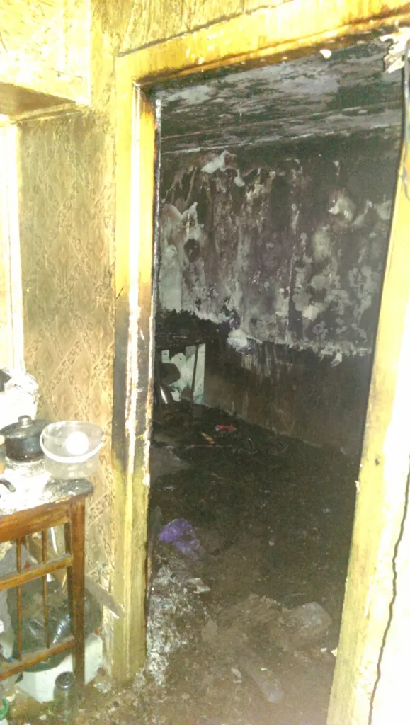 У Житомирі в квартирі згорів 64-річний чоловік (Фото) — фото 2