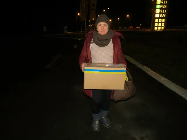 Житомирські волонтери допомагають вихованцям інтернату в зоні АТО (Фоторепортаж) — фото 3