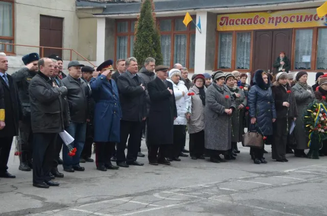 Полковнику гвардії Анатолію Шмілу встановили меморіальну дошку (фото) — фото 5