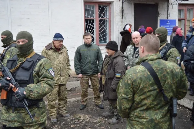 На Луганщину прибуло 40 т гуманітарної допомоги від жителів Житомирської області (фото) — фото 1