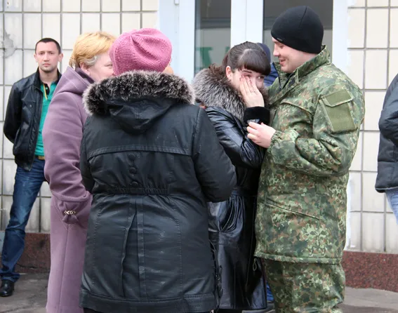 Житомирські правоохоронці поїхали боронити правопорядок на Луганщині (фоторепортаж) + (відео) — фото 4