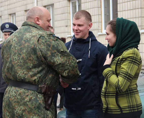 Дванадцятий зведений загін правоохоронців Житомирщини відбув у зоні АТО (фоторепортаж) + (відео) — фото 5