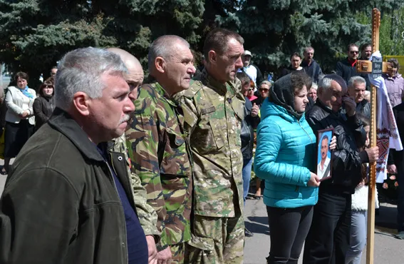 Житомир попрощався з героєм-добровольцем Віктором Лаговським (фоторепортаж) — фото 10