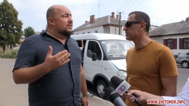 Активісти Житомира дістануть Самборського навіть з під шафи (фото, відео) — фото 12